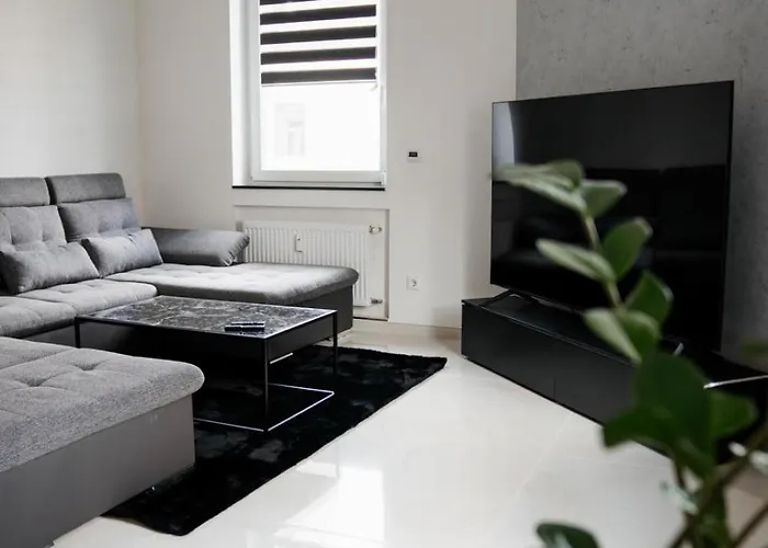 Hills Дуйсбург